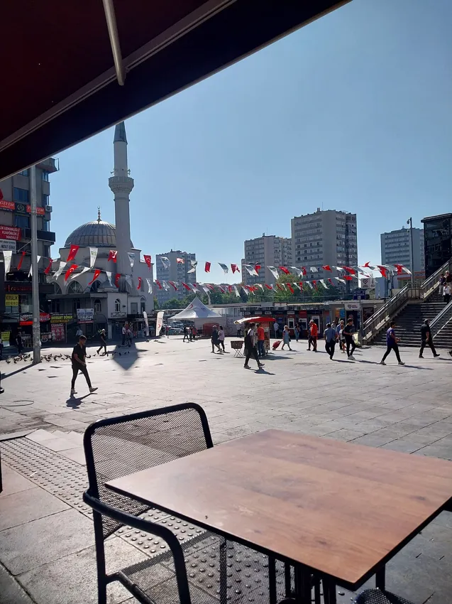 Bahçelievler Cam Saçak İmalatı