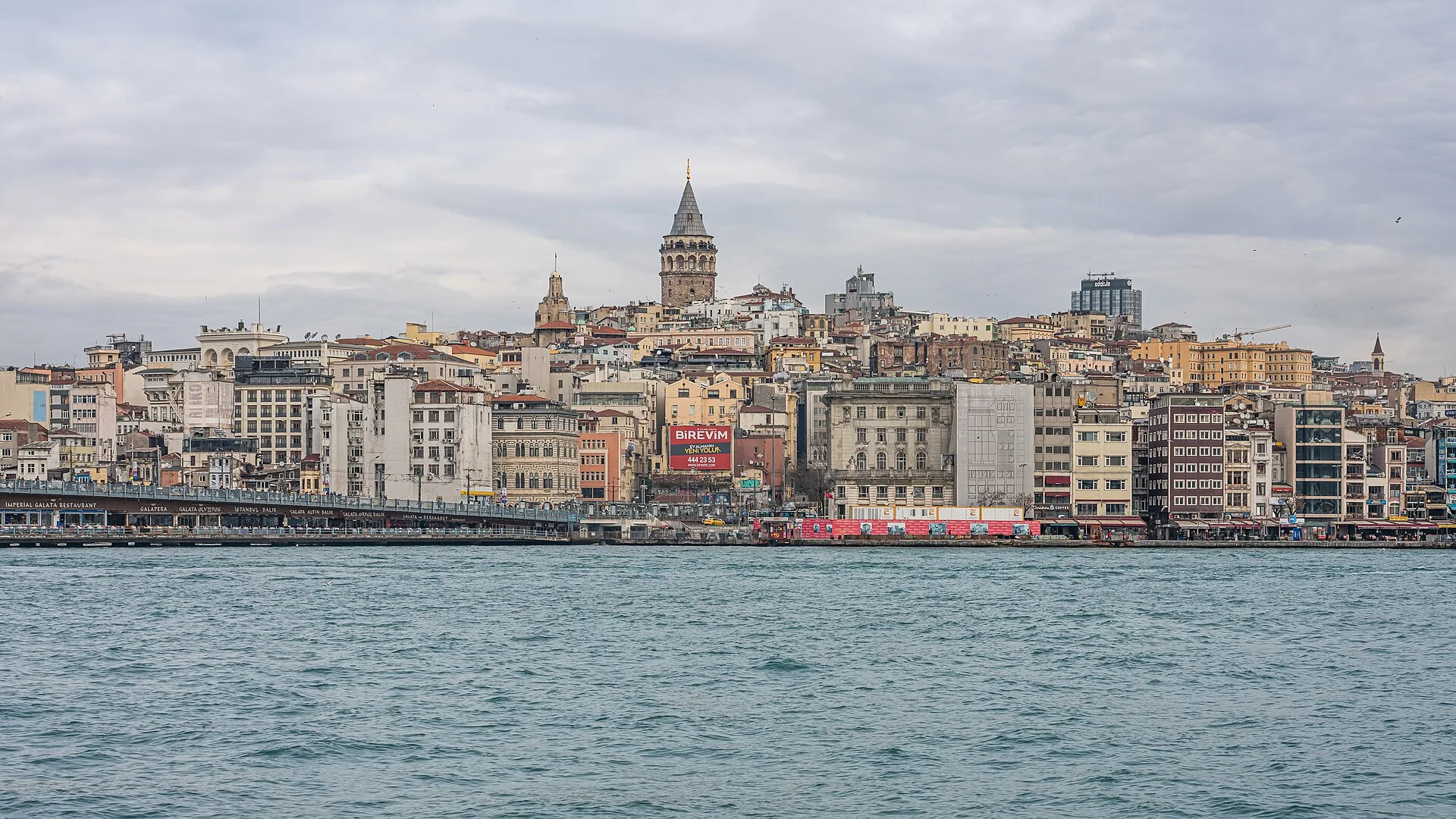 Beyoğlu Özel Ölçü Cam Saçak